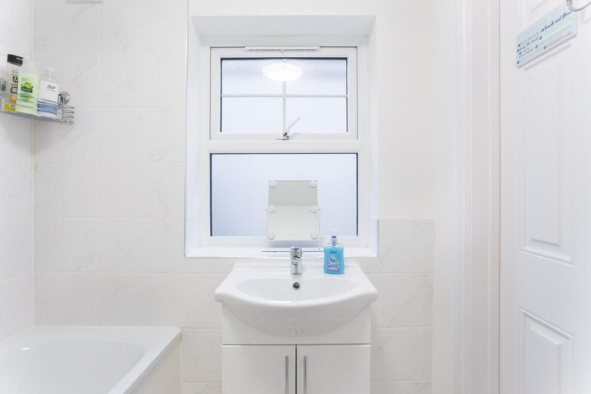 City Center Camden Market Budget Apartment And Rooms لندن المظهر الخارجي الصورة